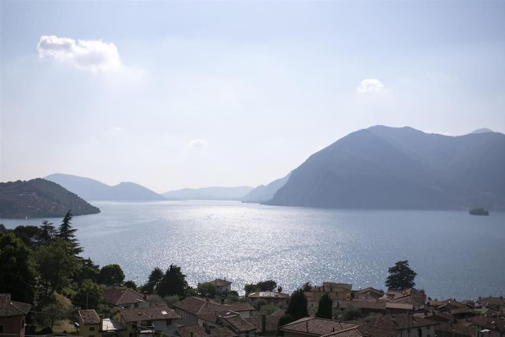 Iseolakerental - Casa Rododendro Sulzano Buitenkant foto