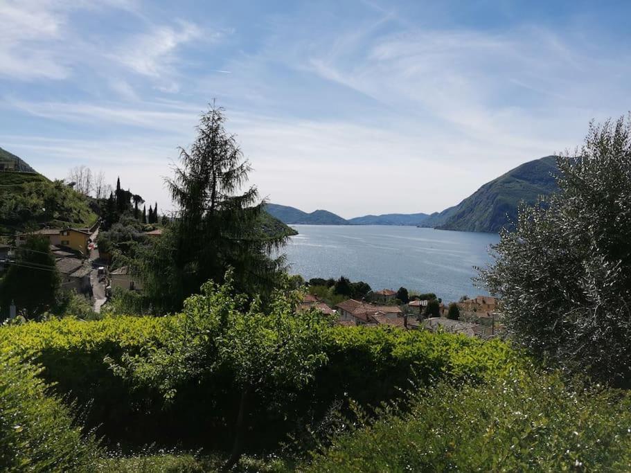 Iseolakerental - Casa Rododendro Sulzano Buitenkant foto